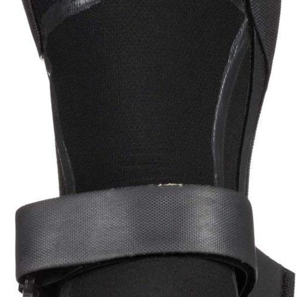 QUIKSILVER Highline Plus 5mm Round Toe Boots Black (Size: 10) - Picture 4 of 5